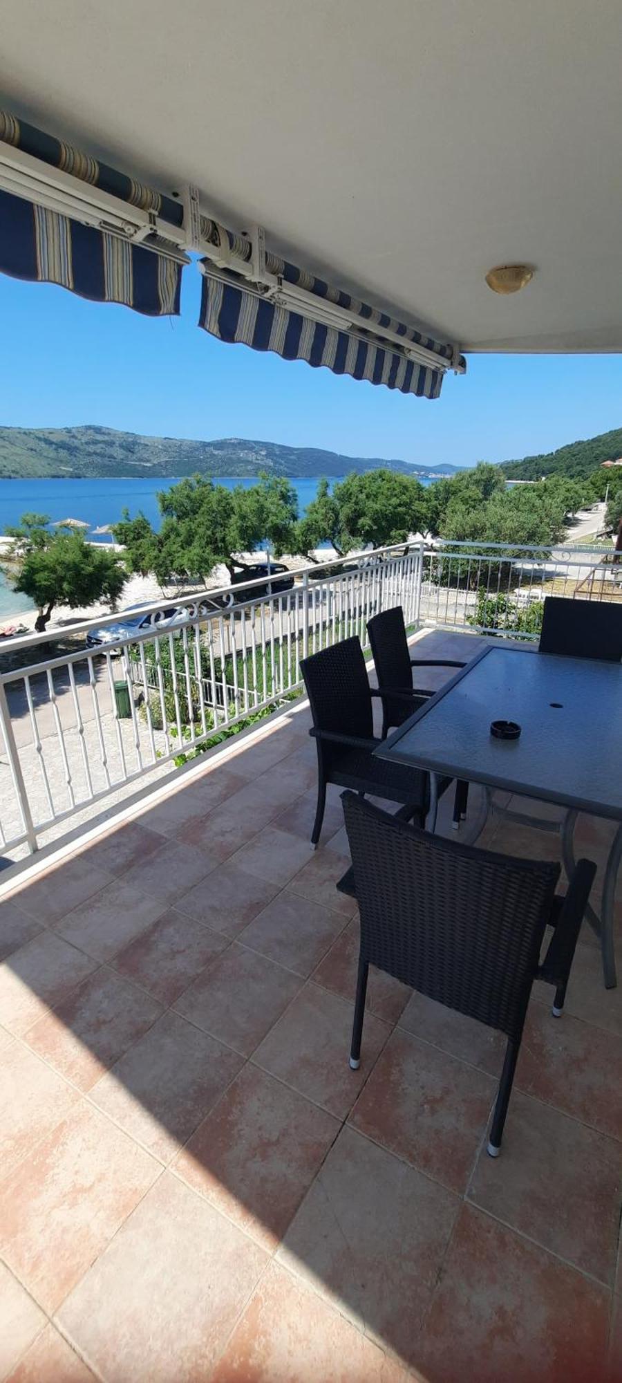 Apartments Ana Bilota Сегет Враница Екстериор снимка