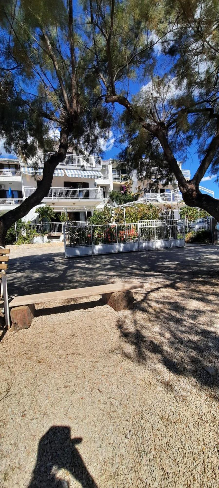 Apartments Ana Bilota Сегет Враница Екстериор снимка