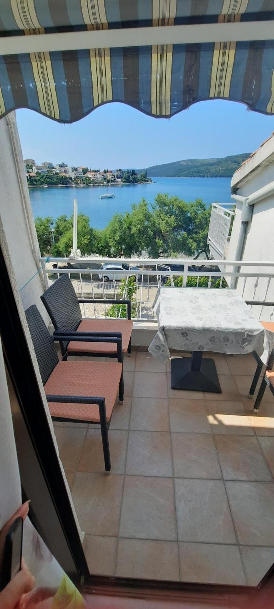 Apartments Ana Bilota Сегет Враница Екстериор снимка