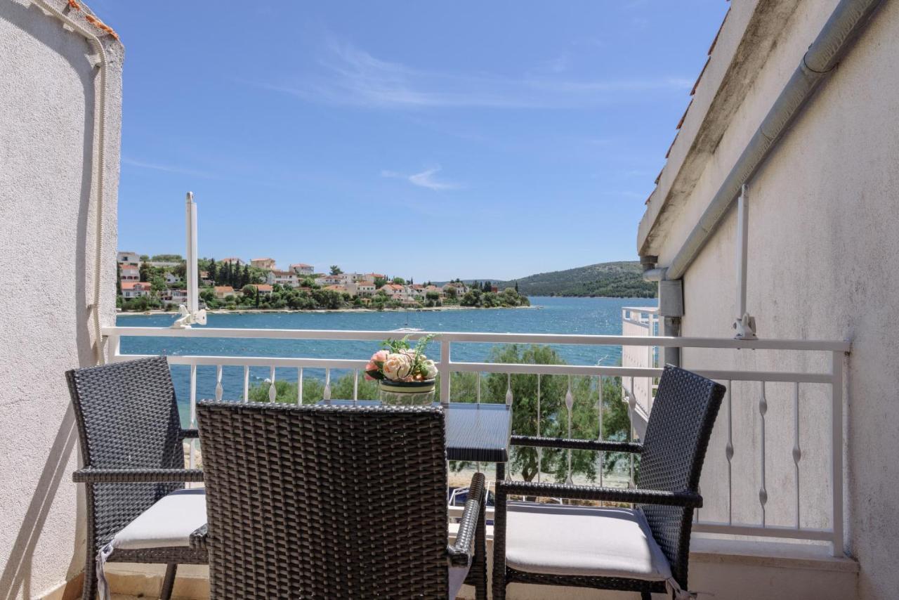 Apartments Ana Bilota Сегет Враница Екстериор снимка